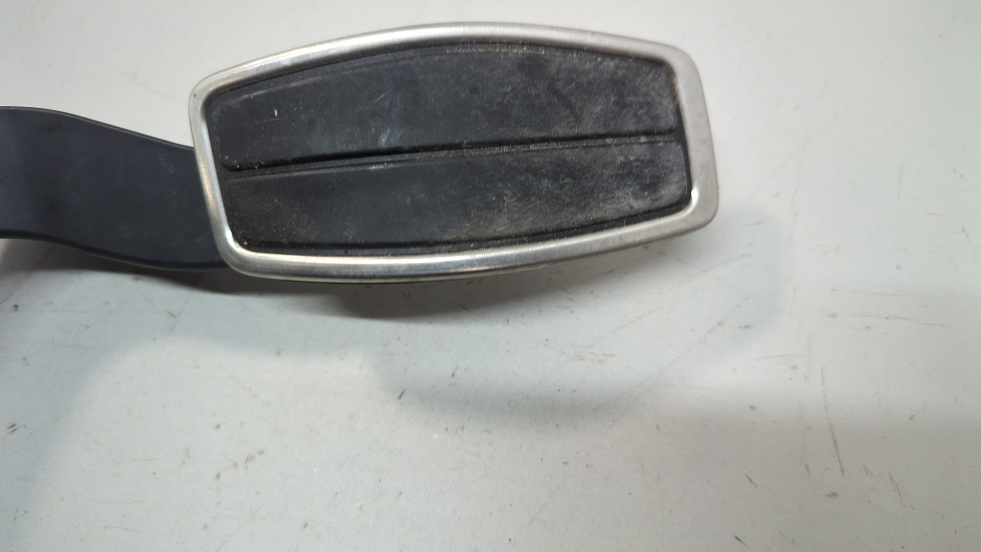 Педаль газа