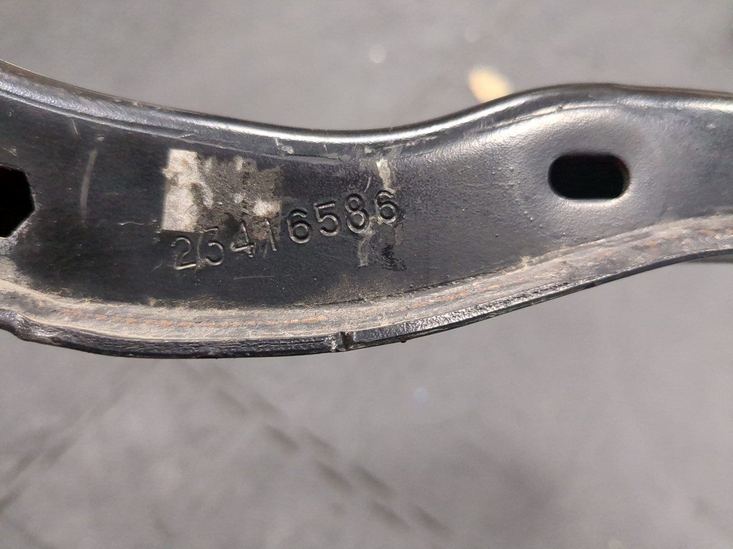 Рычаг задний правый