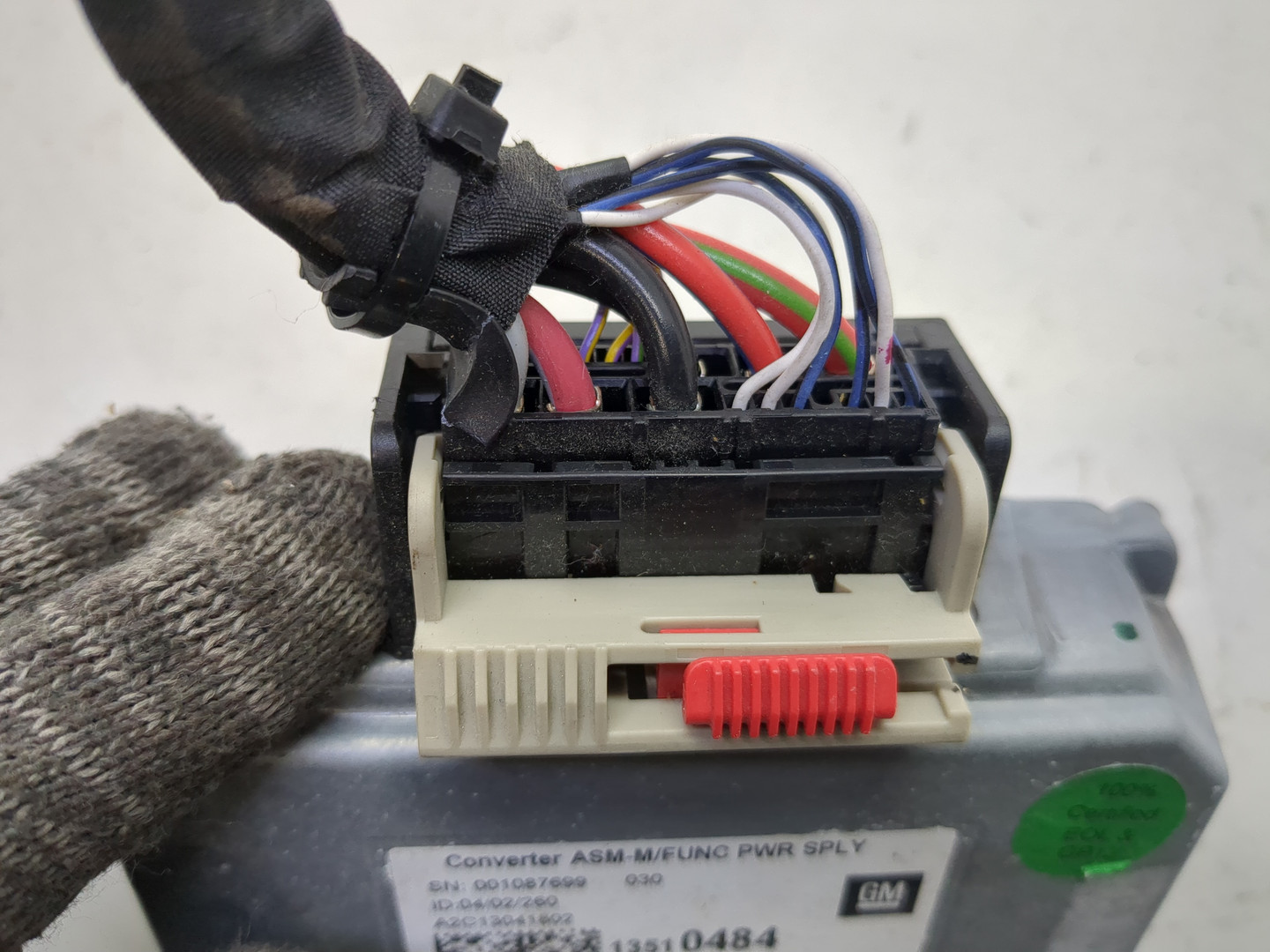 Преобразователь напряжения (адаптер)