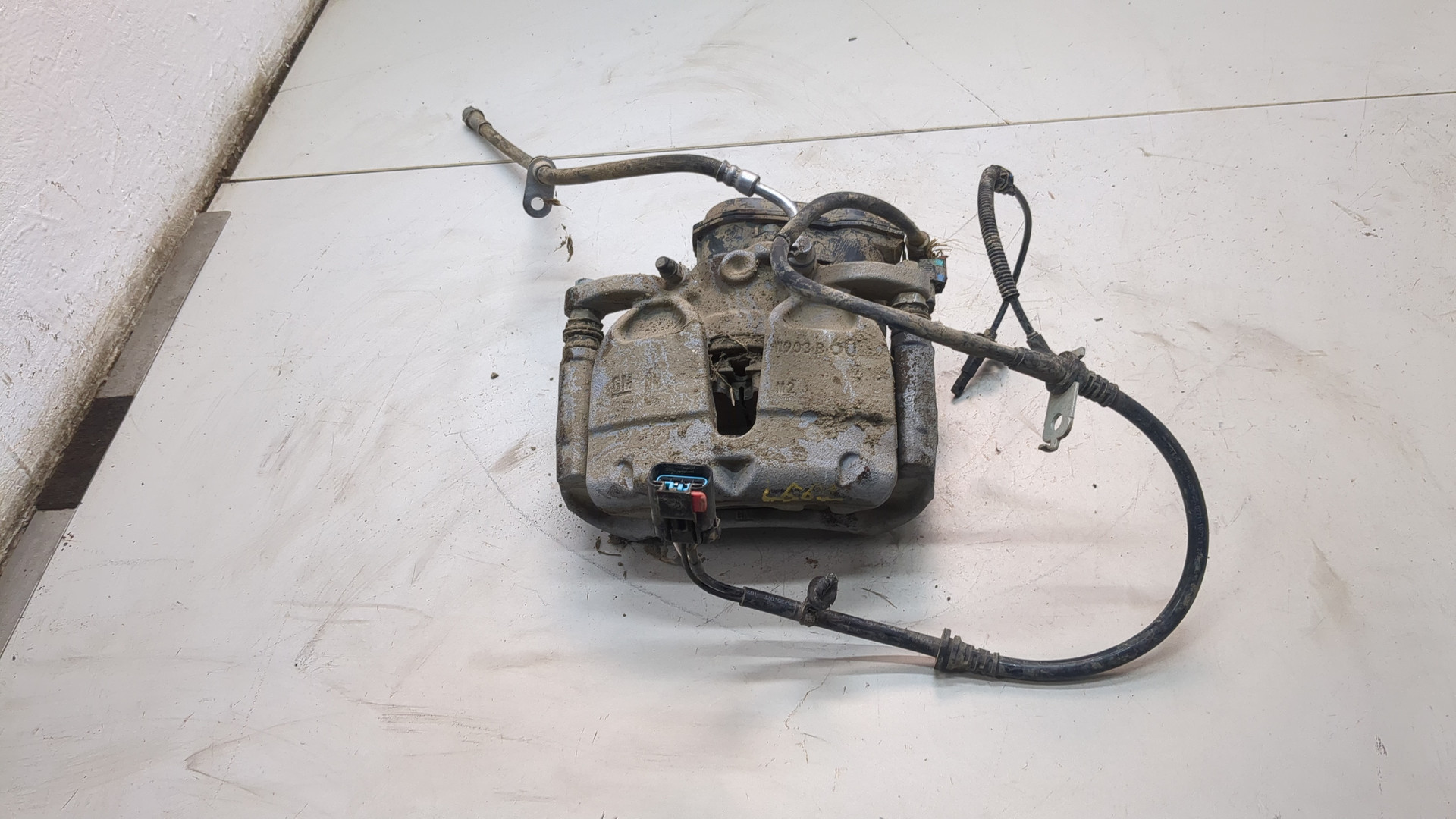 Суппорт передний правый