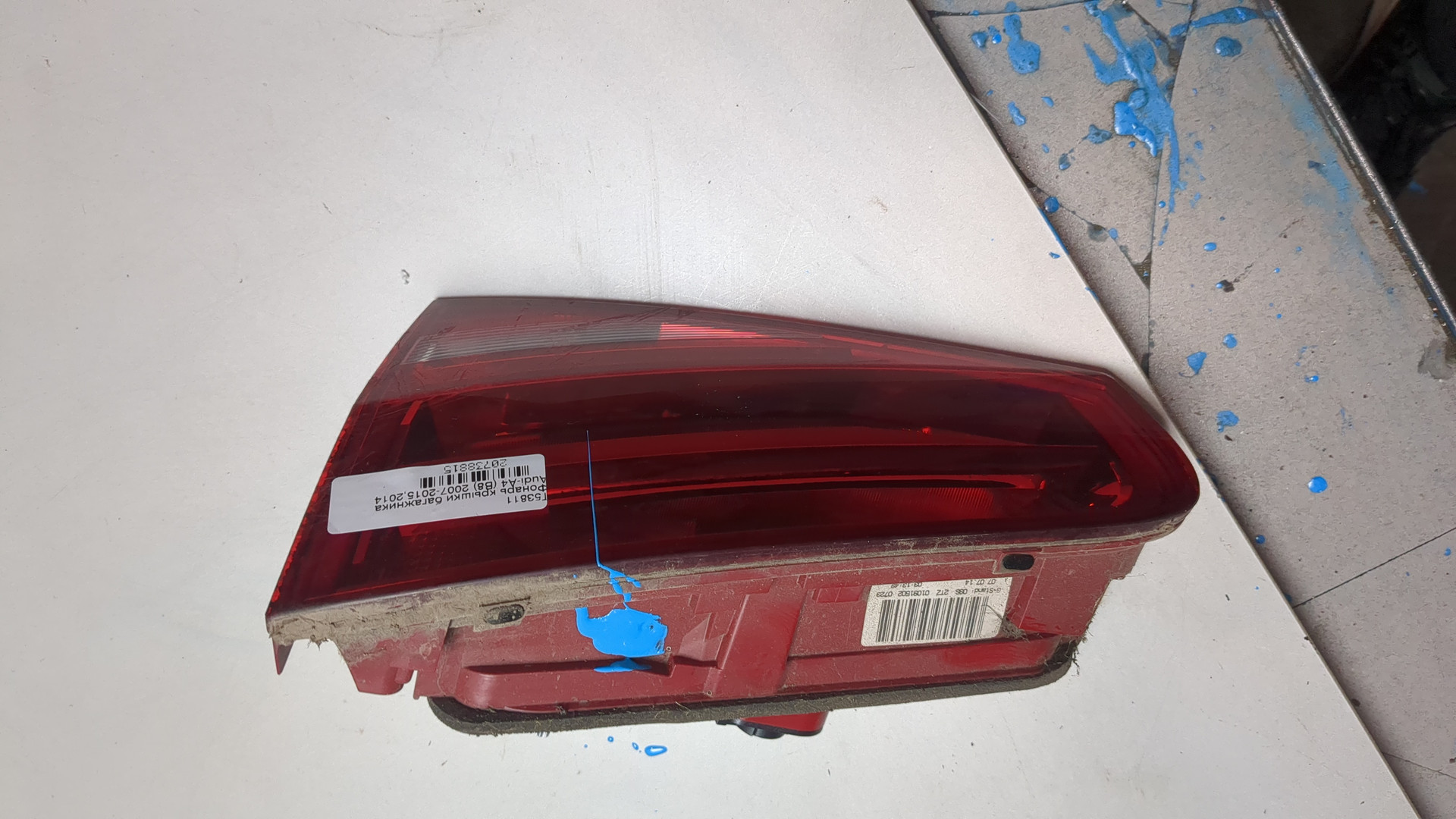 Фонарь задний внутренний правый