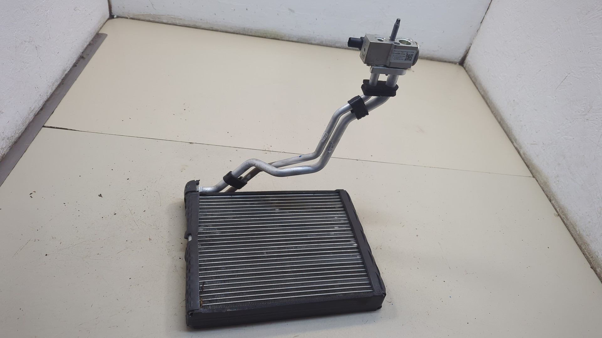 Радиатор кондиционера / конденсер