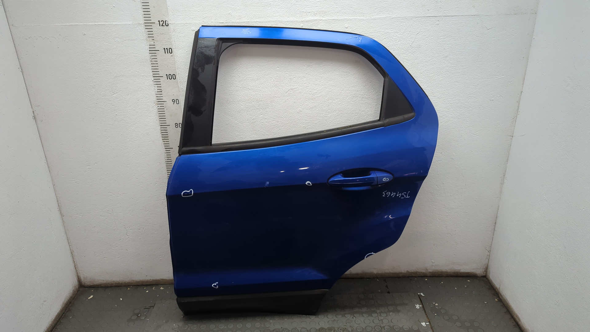 Дверь задняя левая