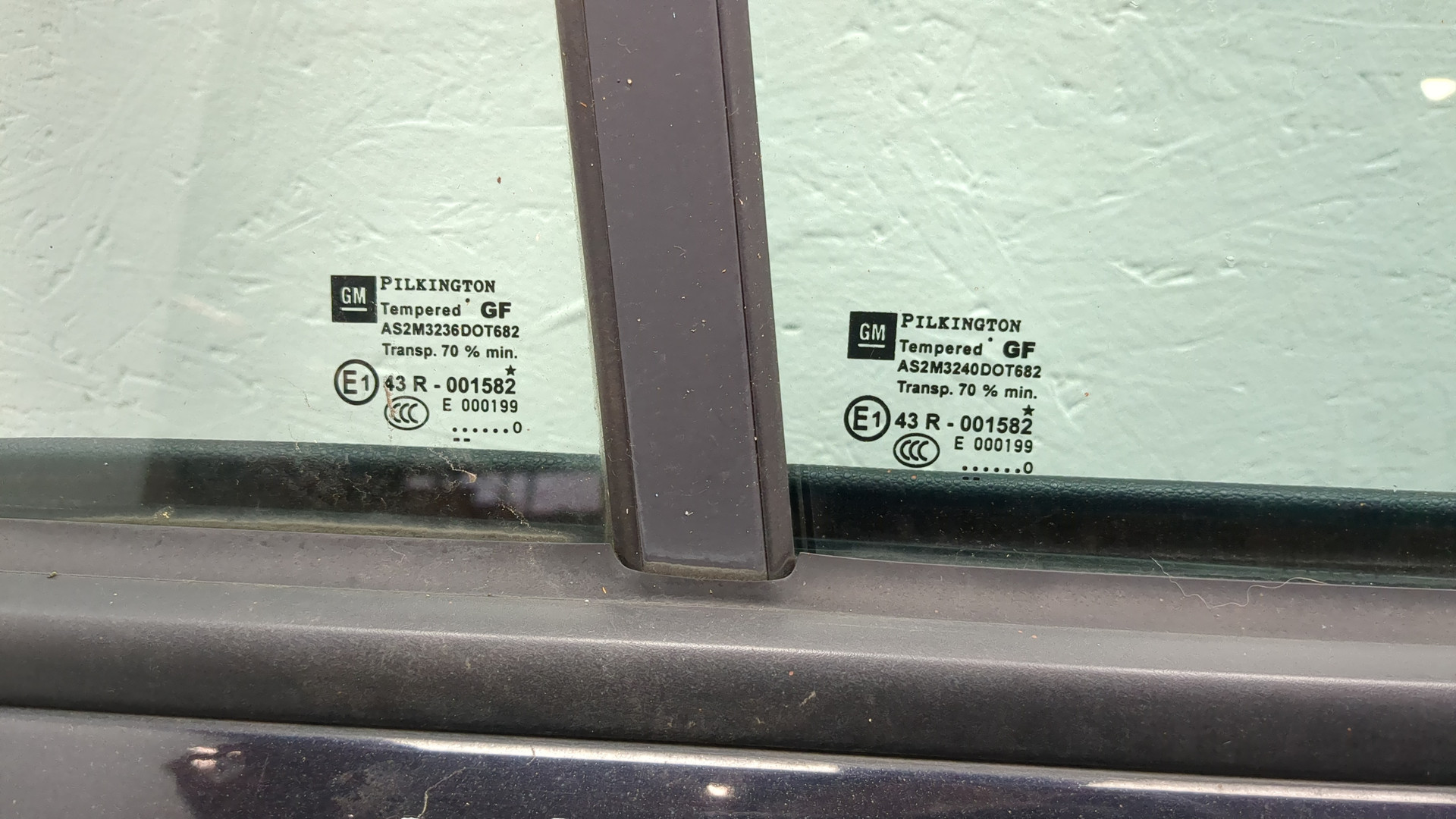 Дверь задняя правая