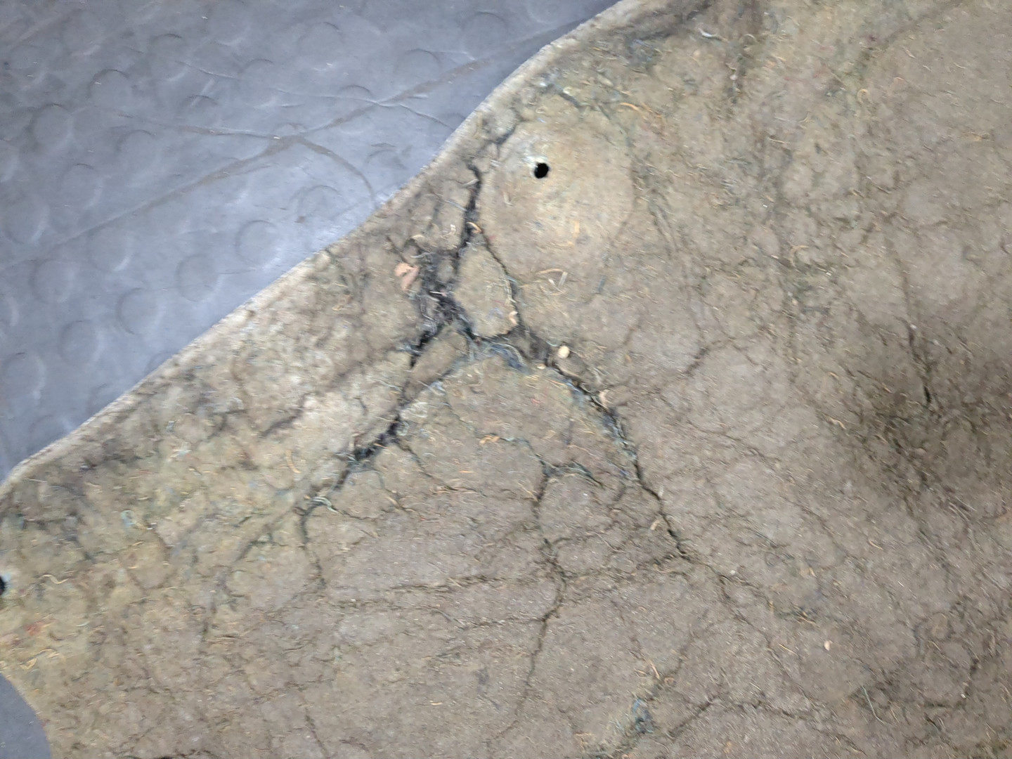 Шумоизоляция капота