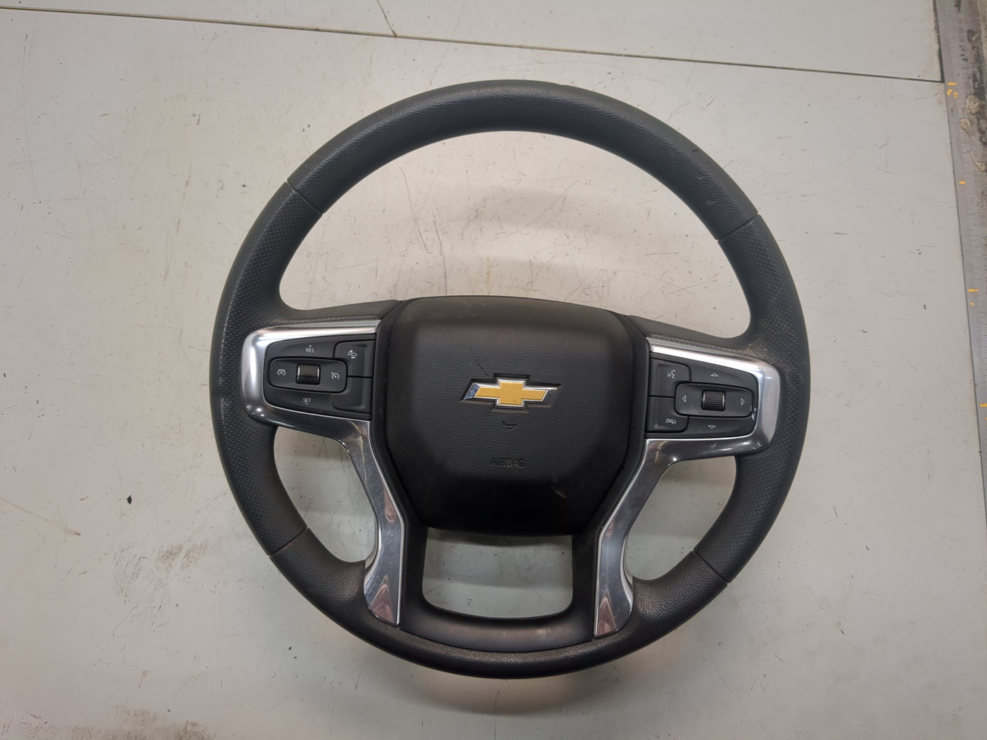 Рулевое колесо (руль)