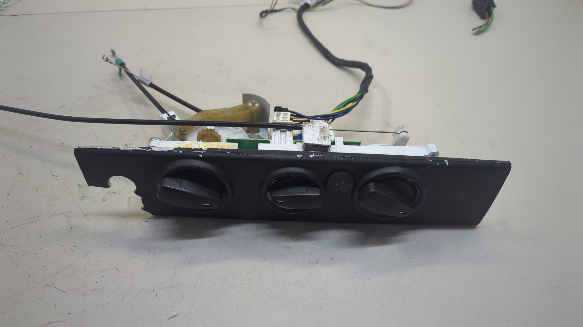 Переключатель отопителя