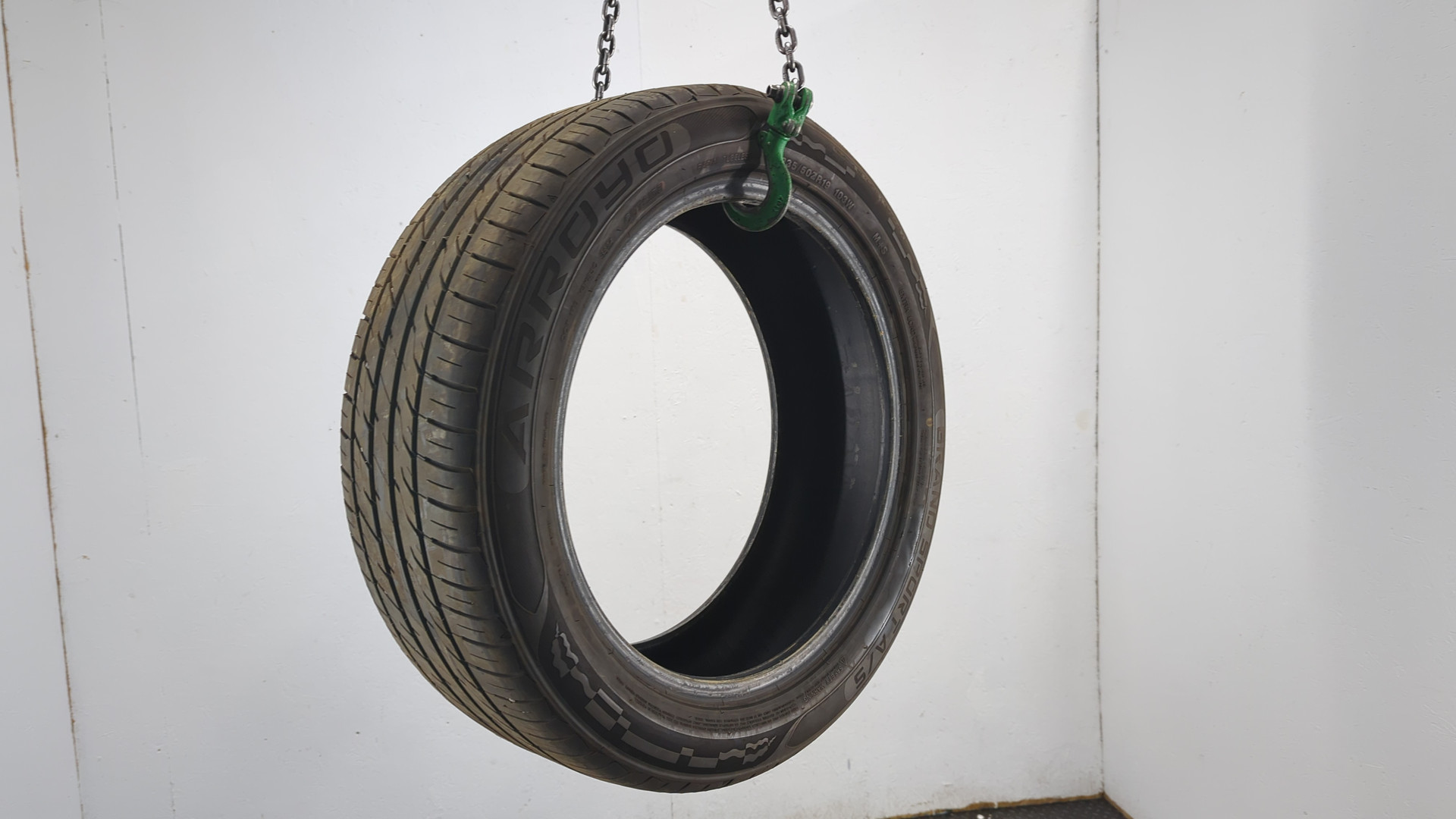 Шины комплект (4 шт.)