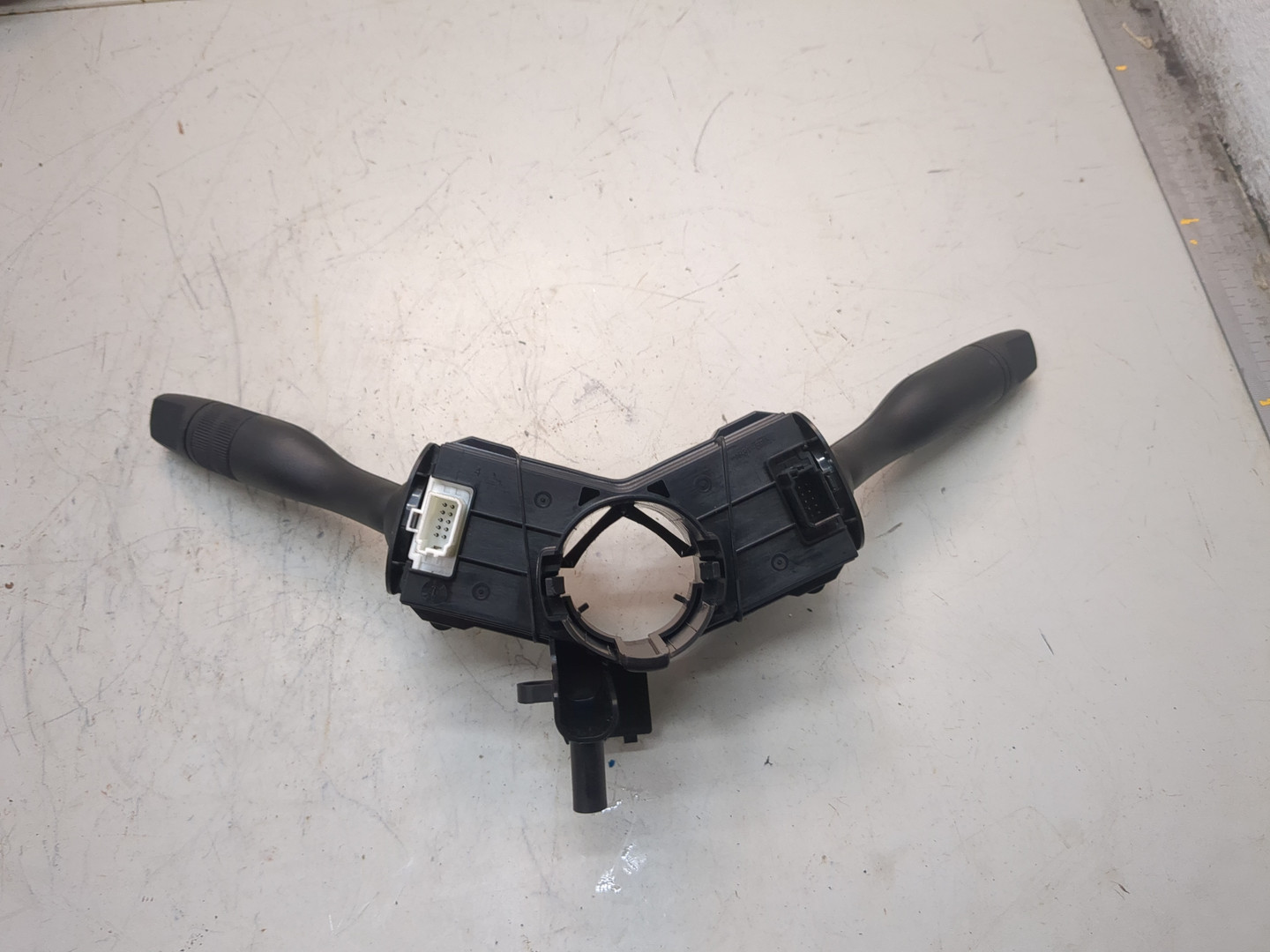 Переключатель подрулевой