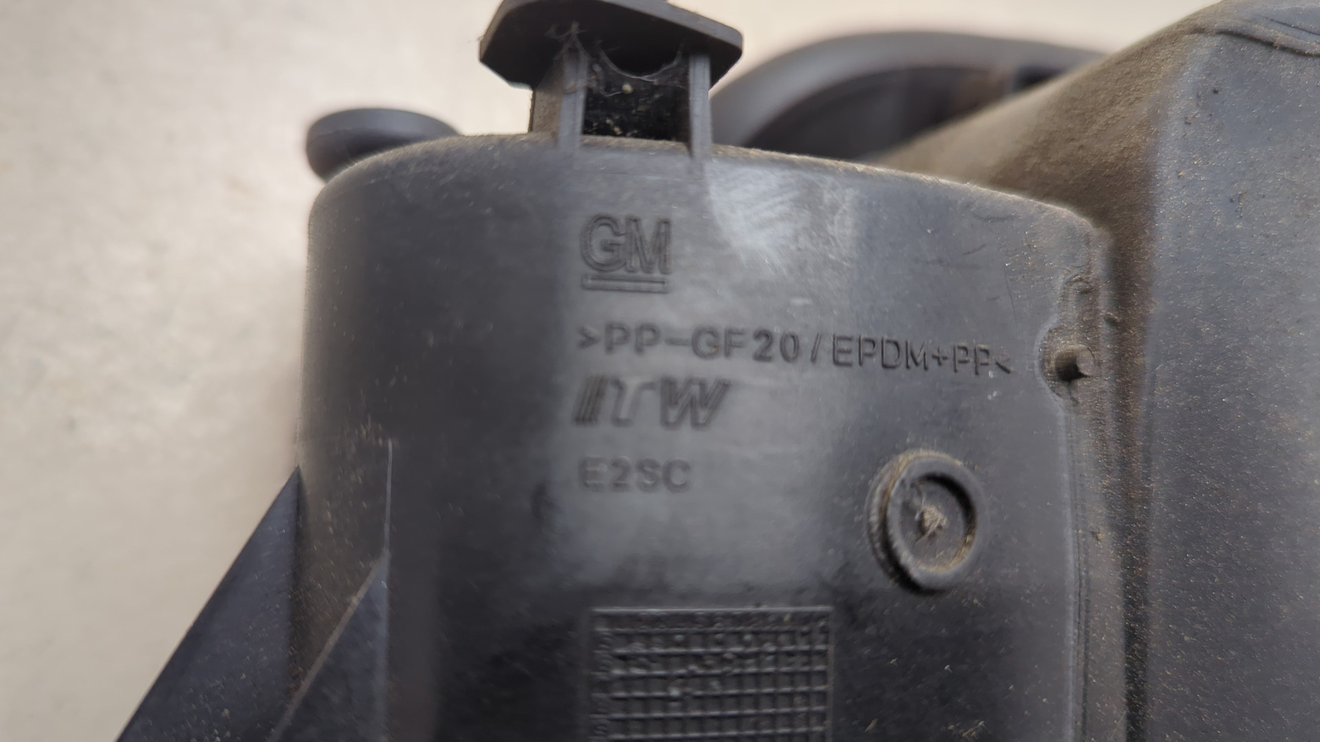 Лючок бензобака