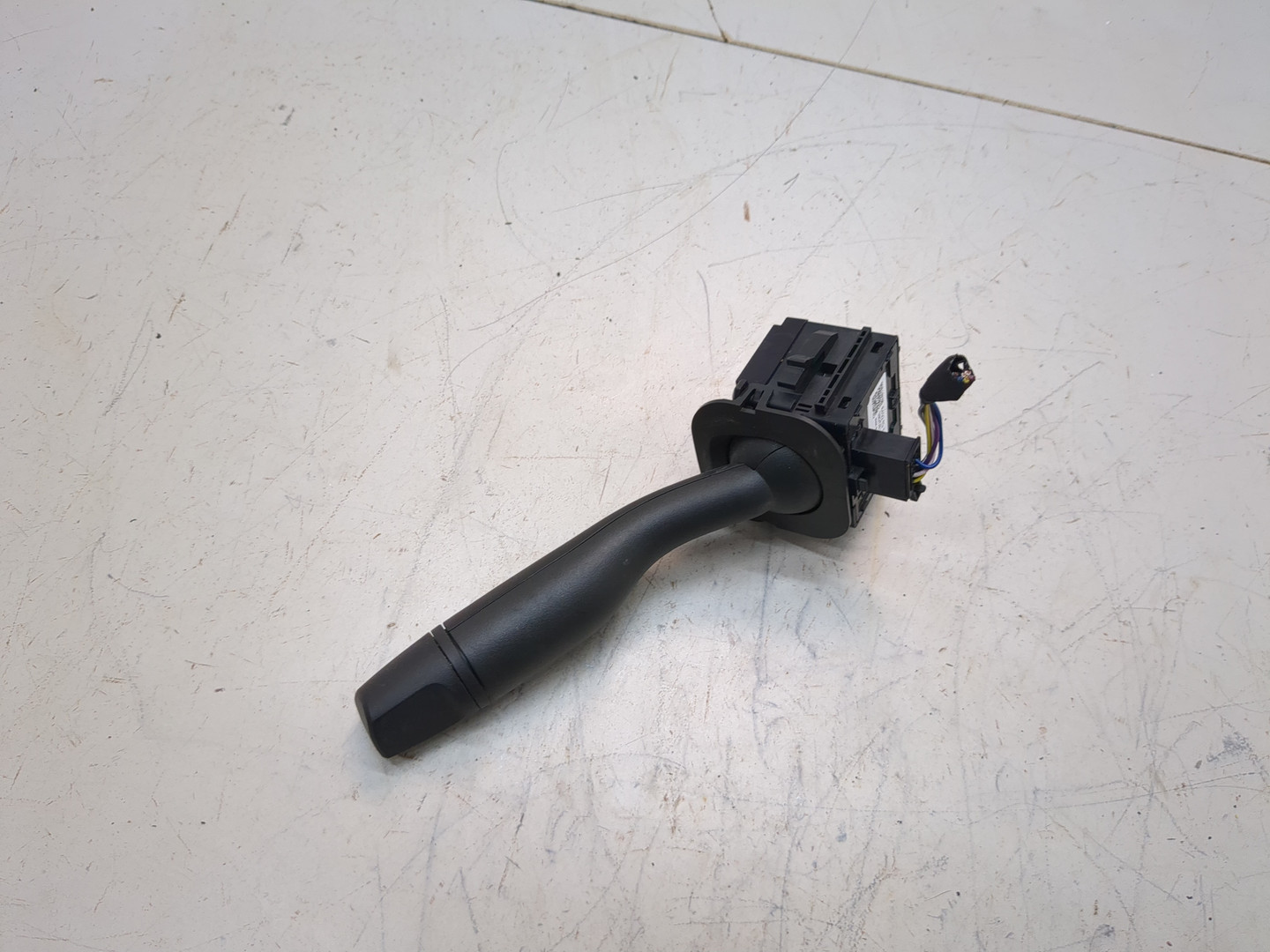 Переключатель поворотов подрулевой