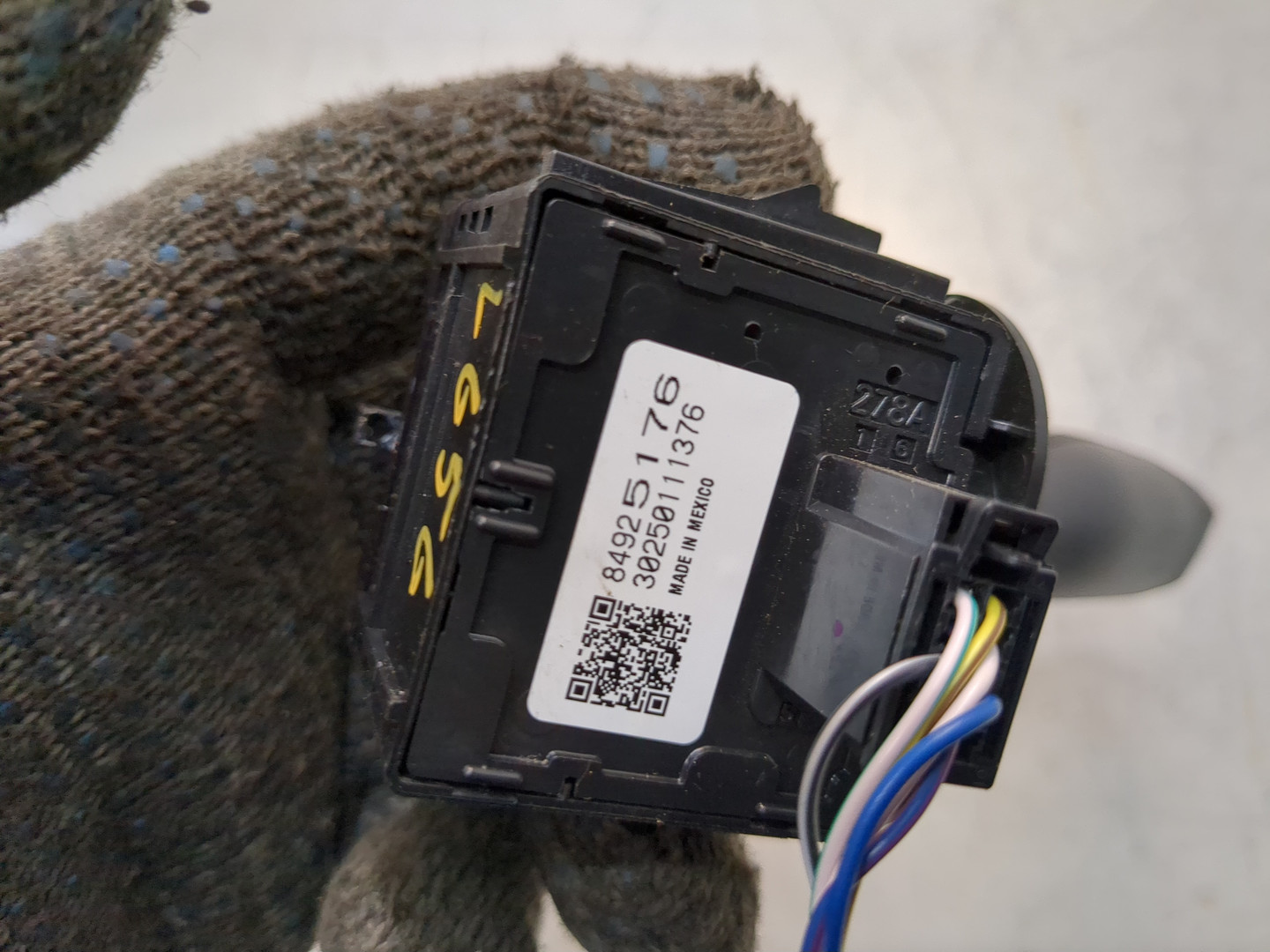 Переключатель поворотов подрулевой