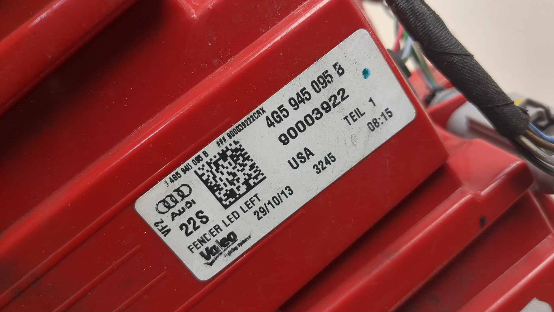 Фонарь задний левый