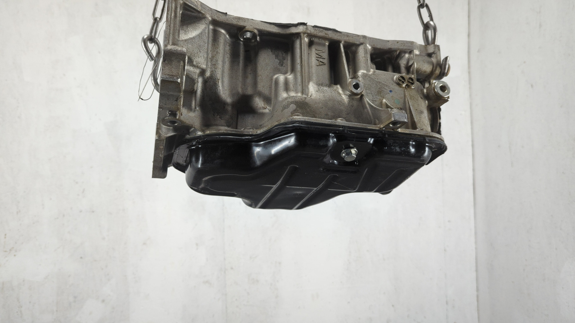 Поддон масляный двигателя (картер)