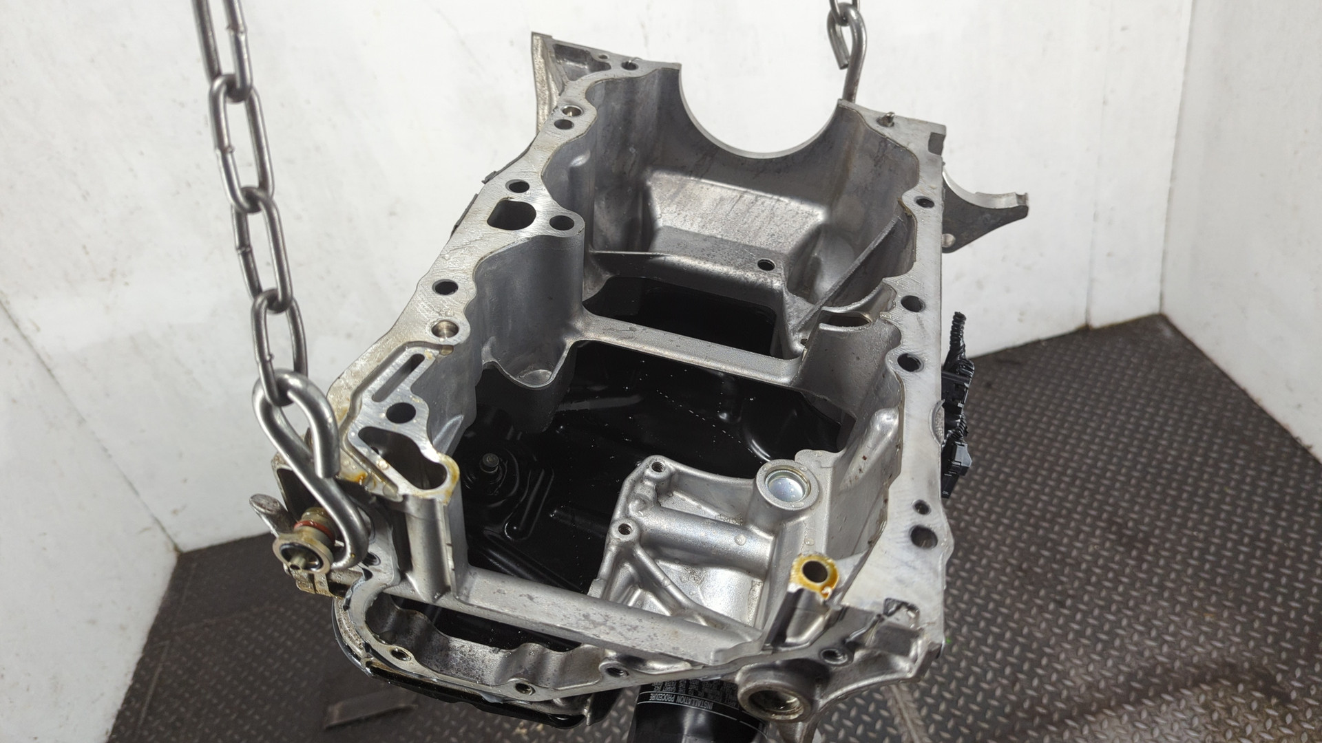 Поддон масляный двигателя (картер)