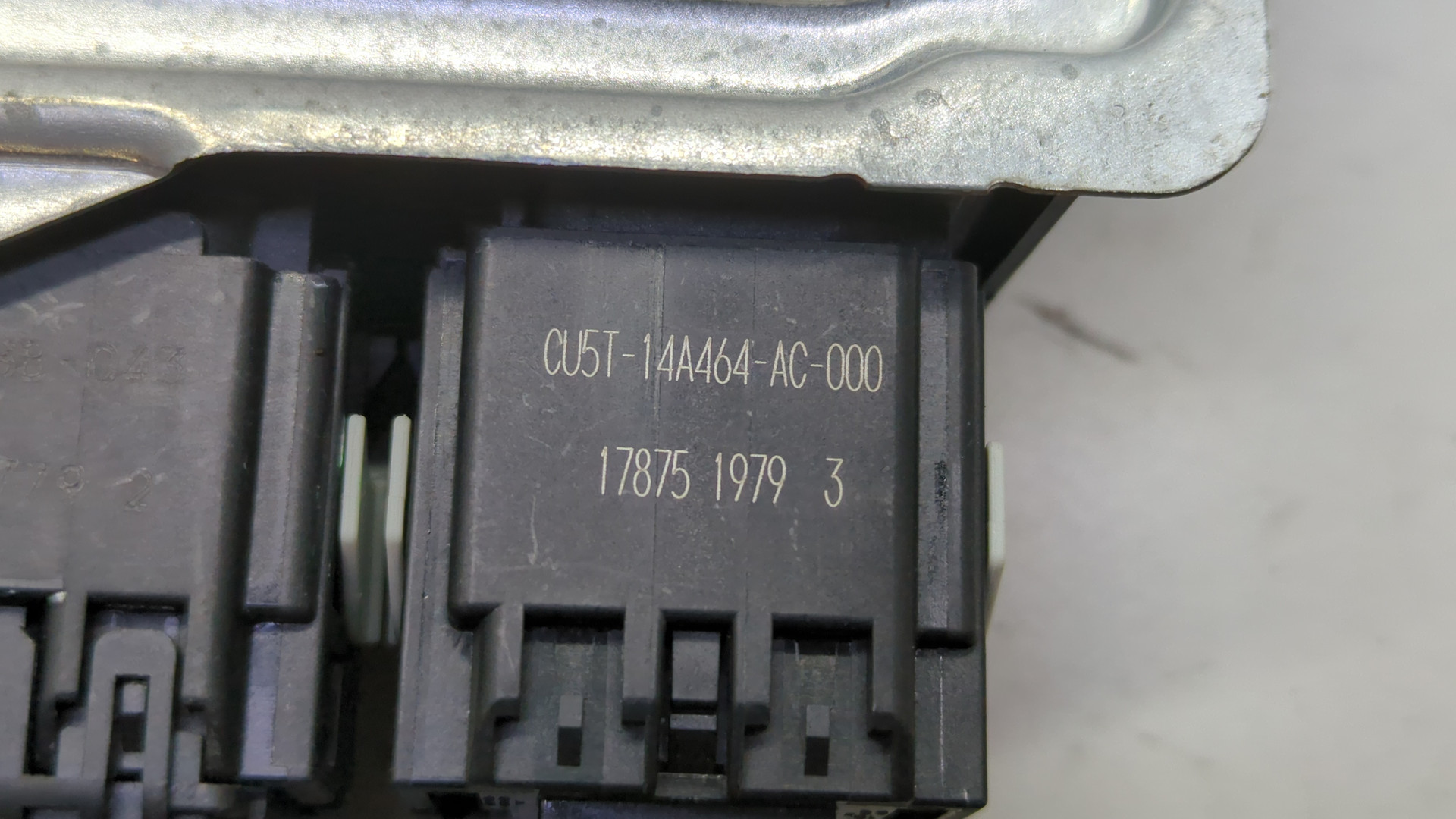 Блок управления подушек безопасности (AIR BAG)