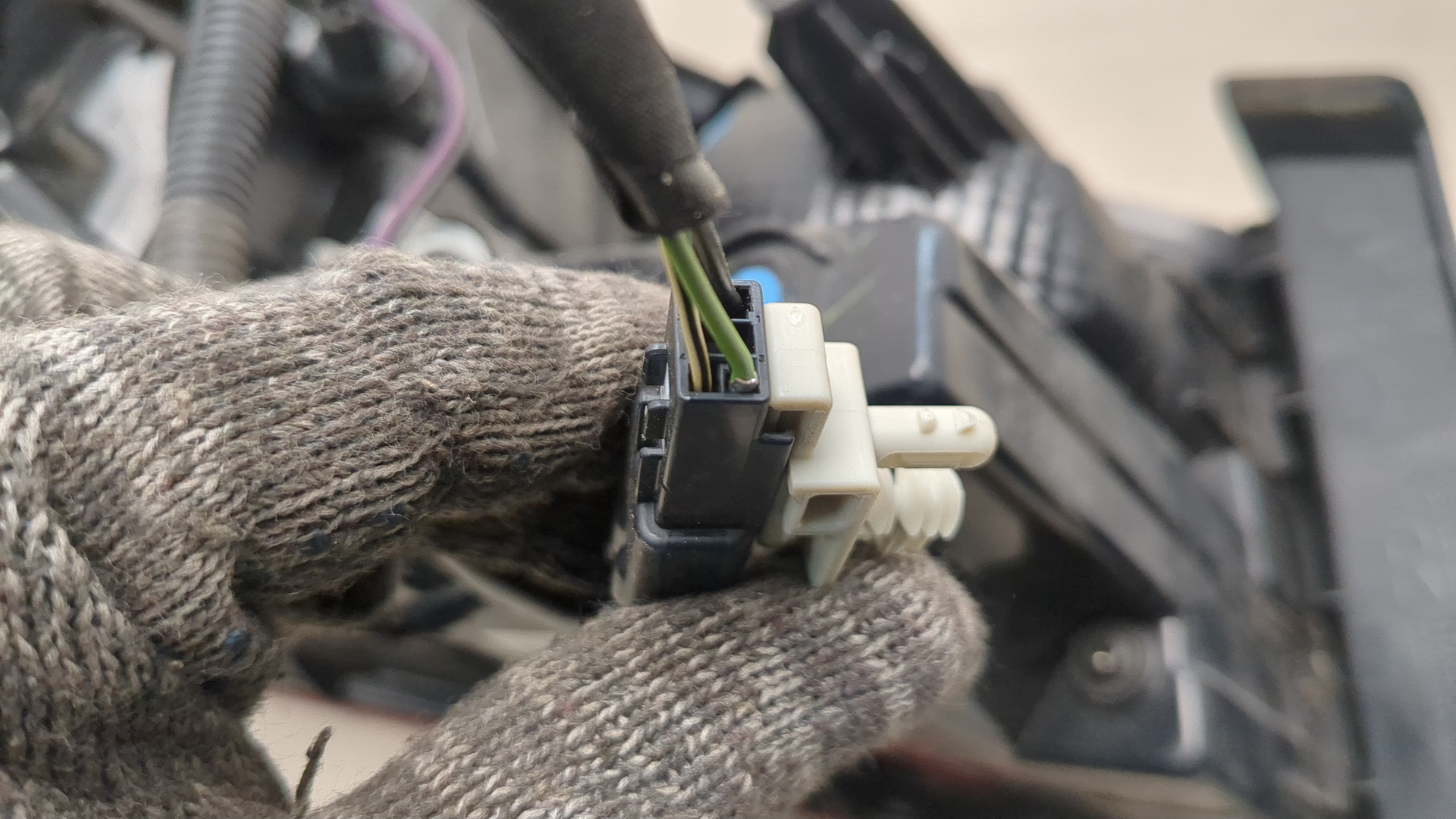 Фонарь задний правый