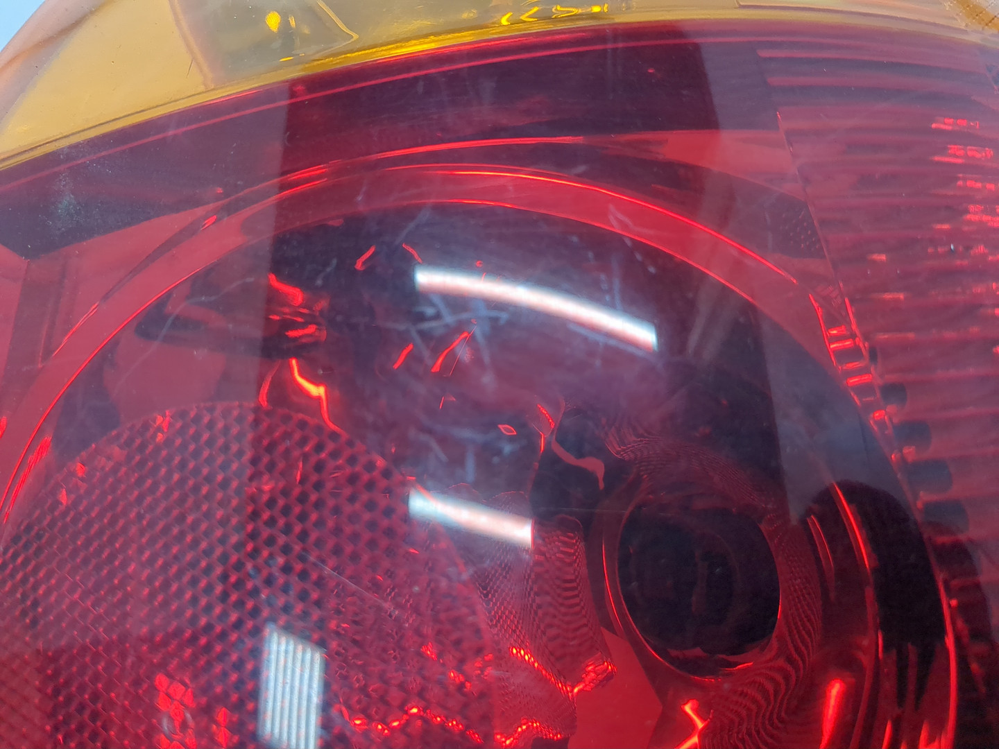 Фонарь задний правый