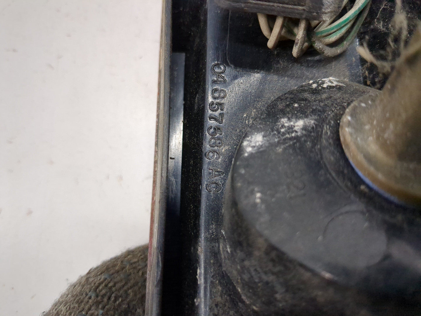 Фонарь задний правый