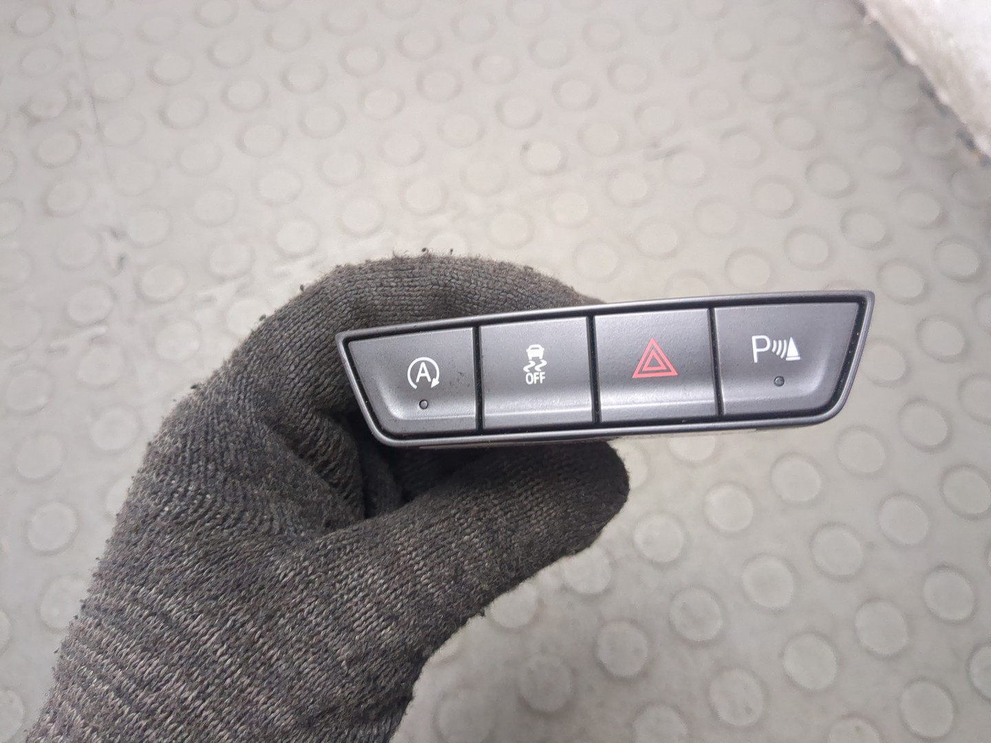 Кнопка аварийной остановки