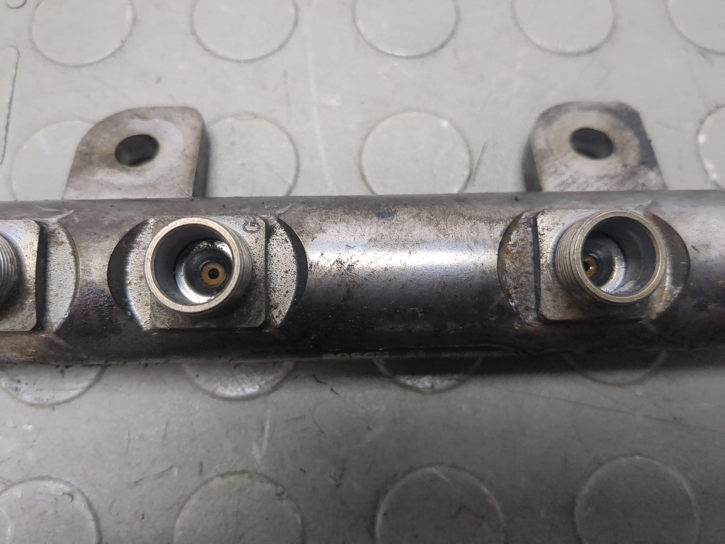 Рейка топливная (рампа)