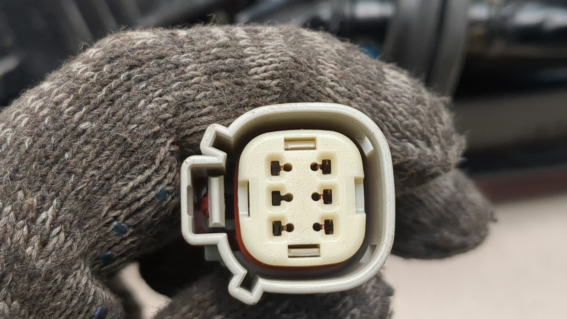 Фонарь задний правый