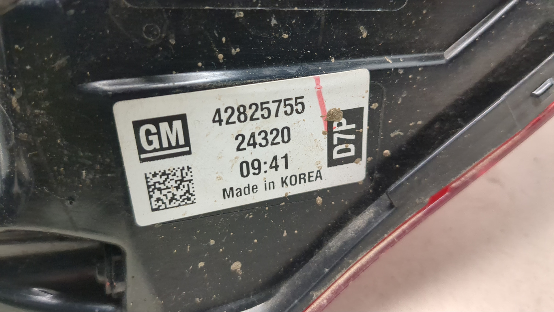 Фонарь задний правый