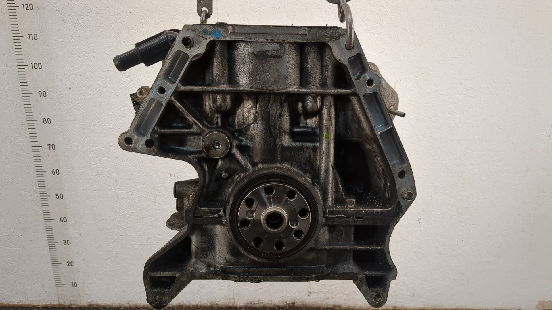 Блок двигателя