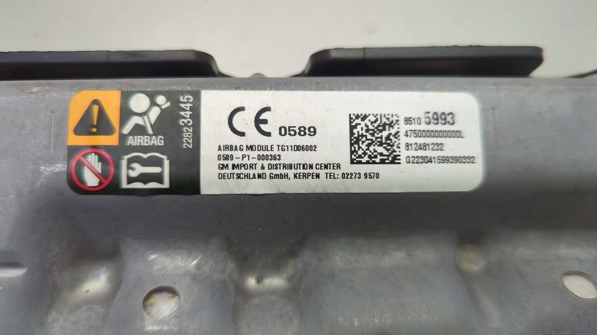 Подушка безопасности пассажирская (в торпедо)