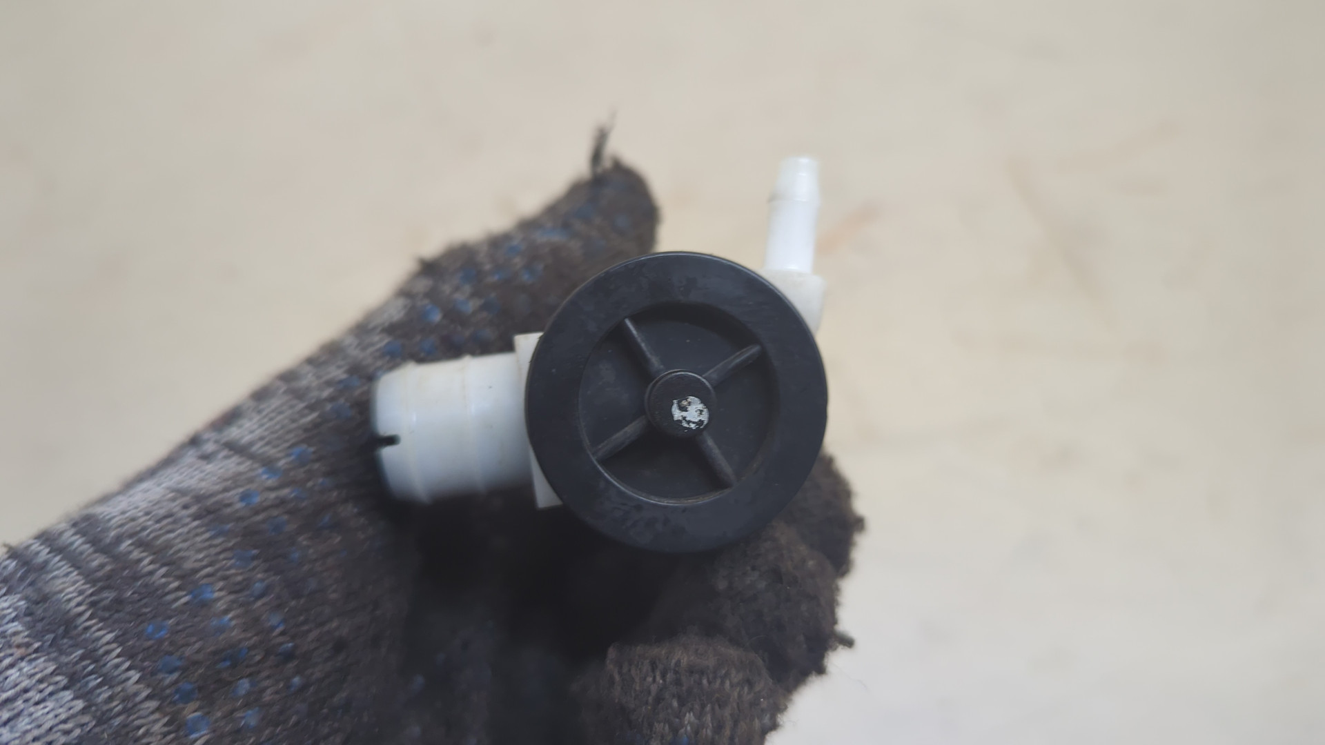 Насос омывателя