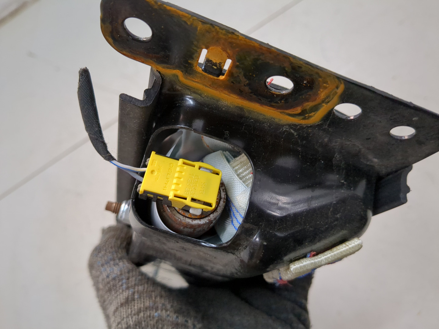 Подушка безопасности нижняя (для колен)