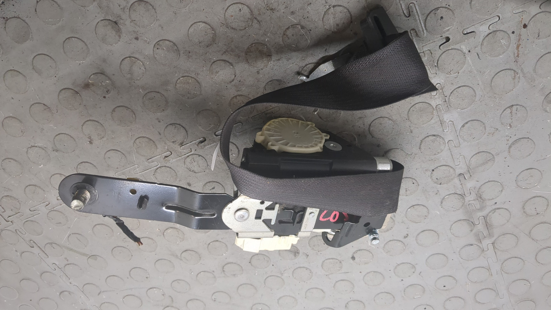 Ремень безопасности