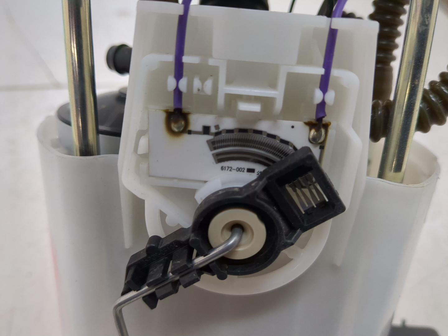 Насос топливный электрический