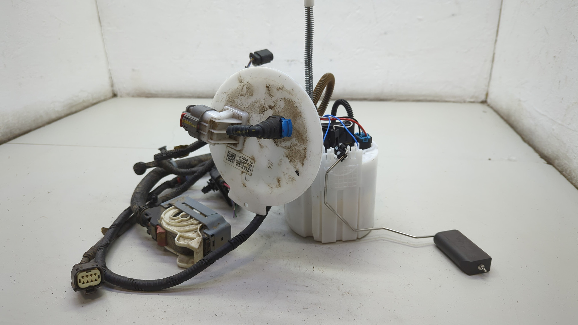 Насос топливный электрический