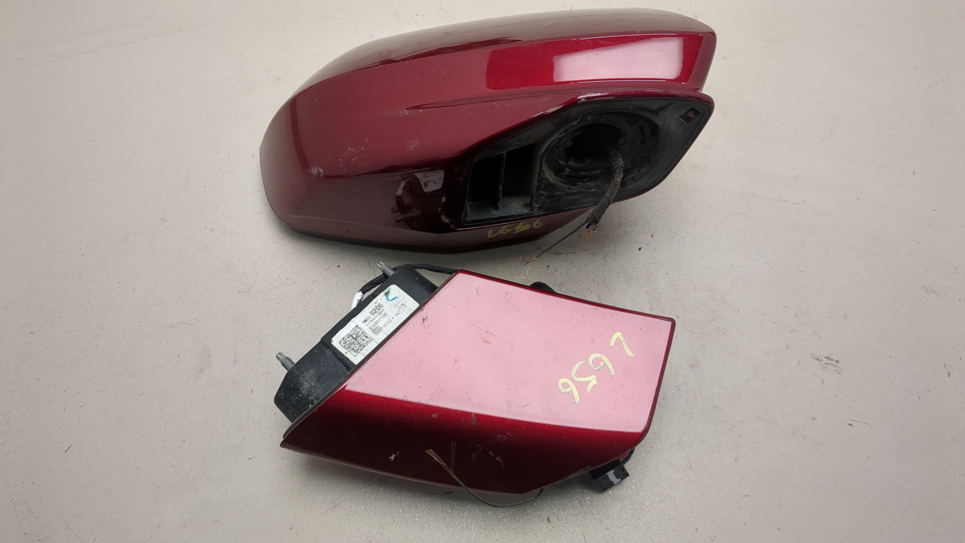 Зеркало правое электрическое