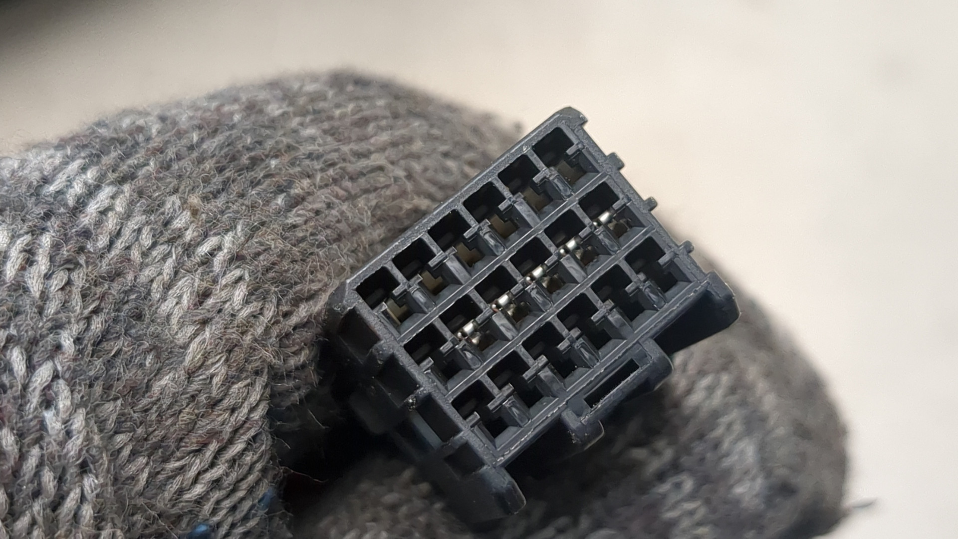 Зеркало правое электрическое