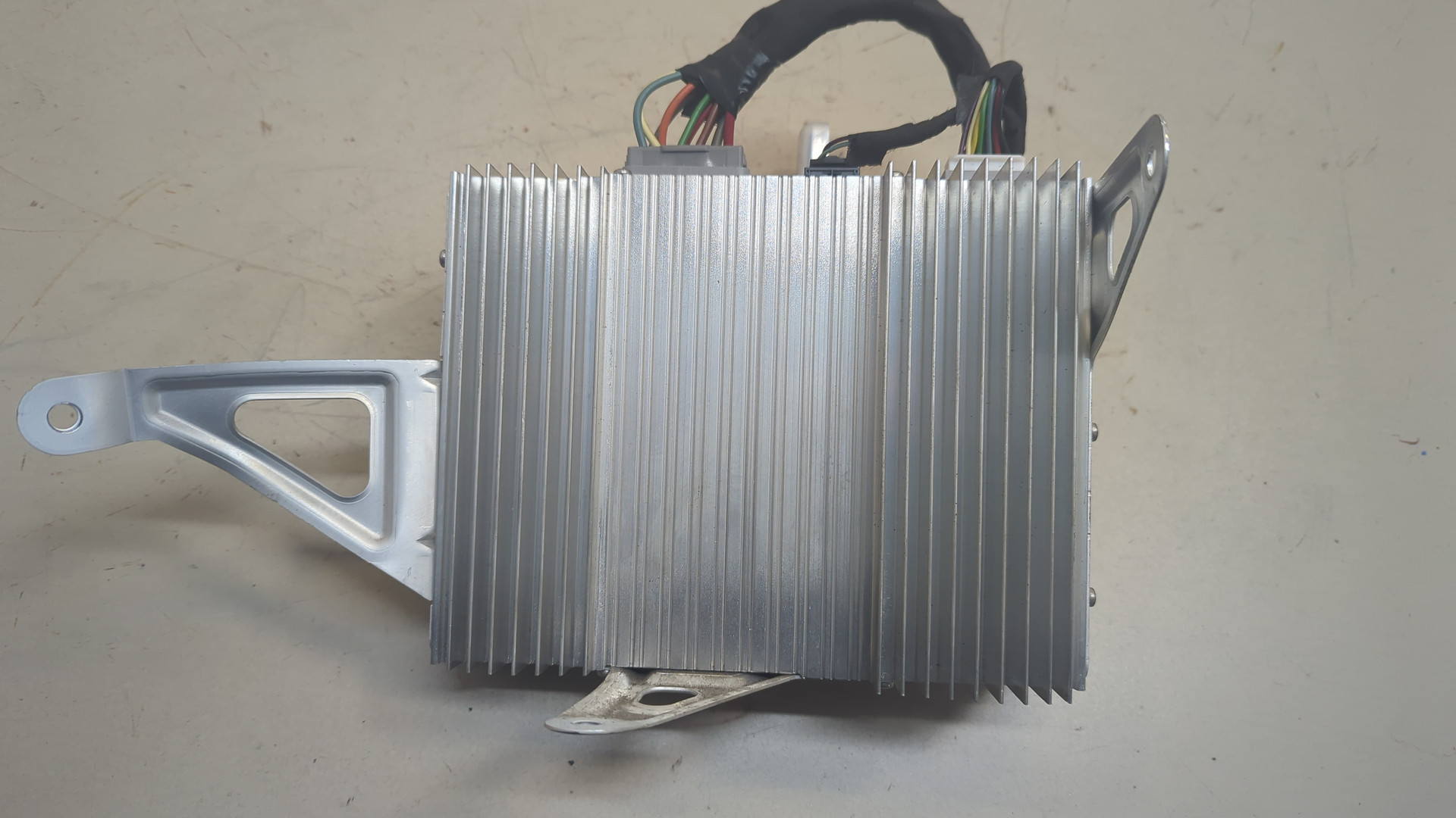 Усилитель акустической системы