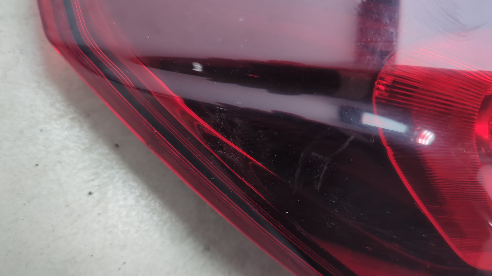 Фонарь задний левый