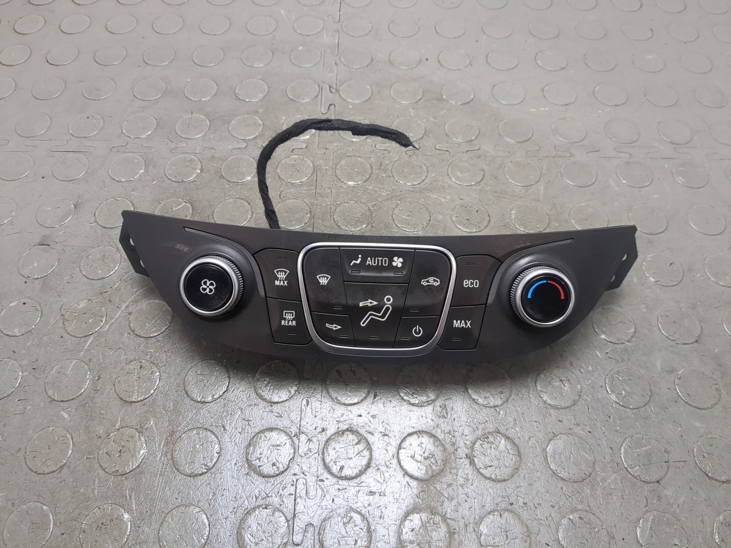 Переключатель отопителя