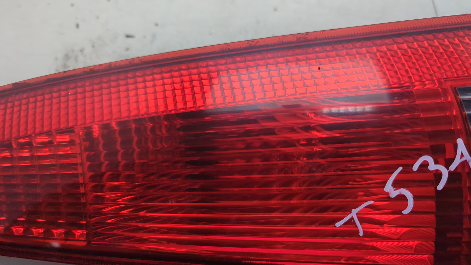 Фонарь задний правый