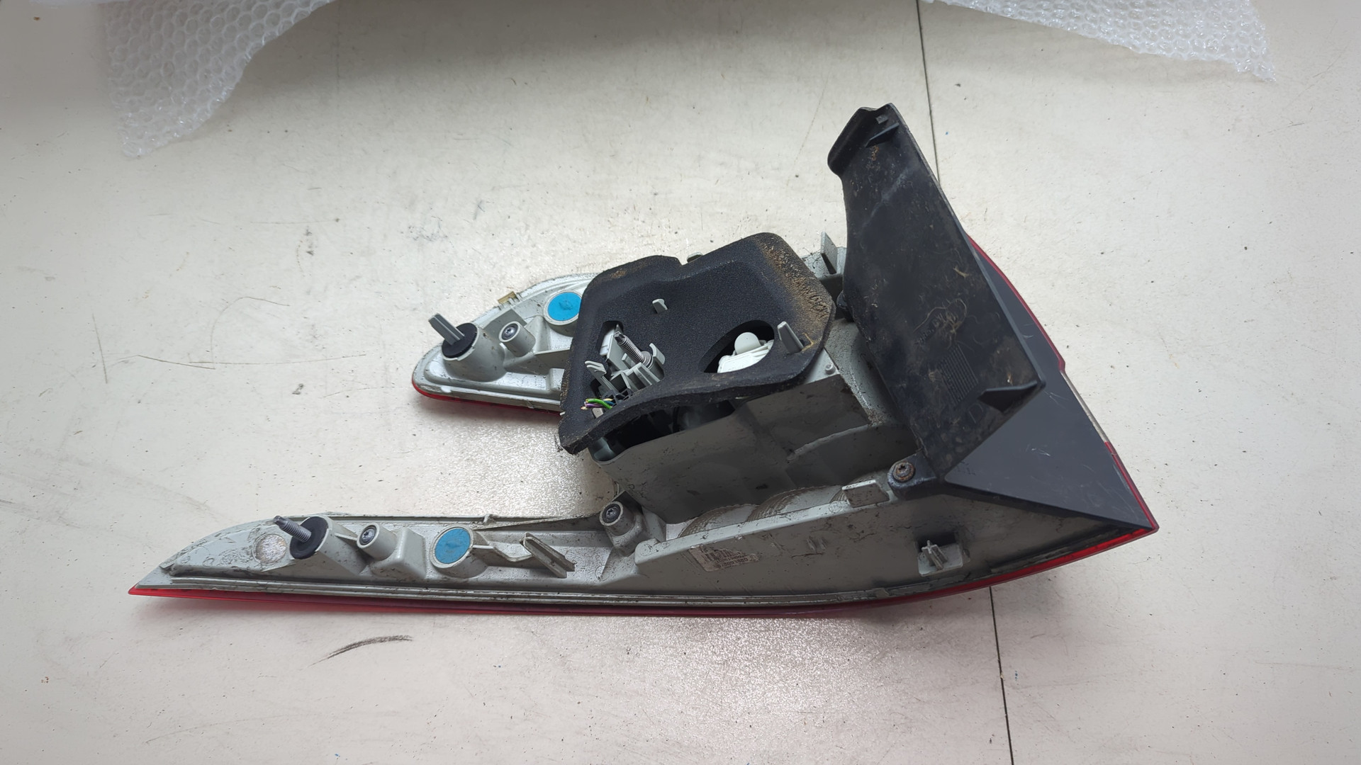 Фонарь задний правый