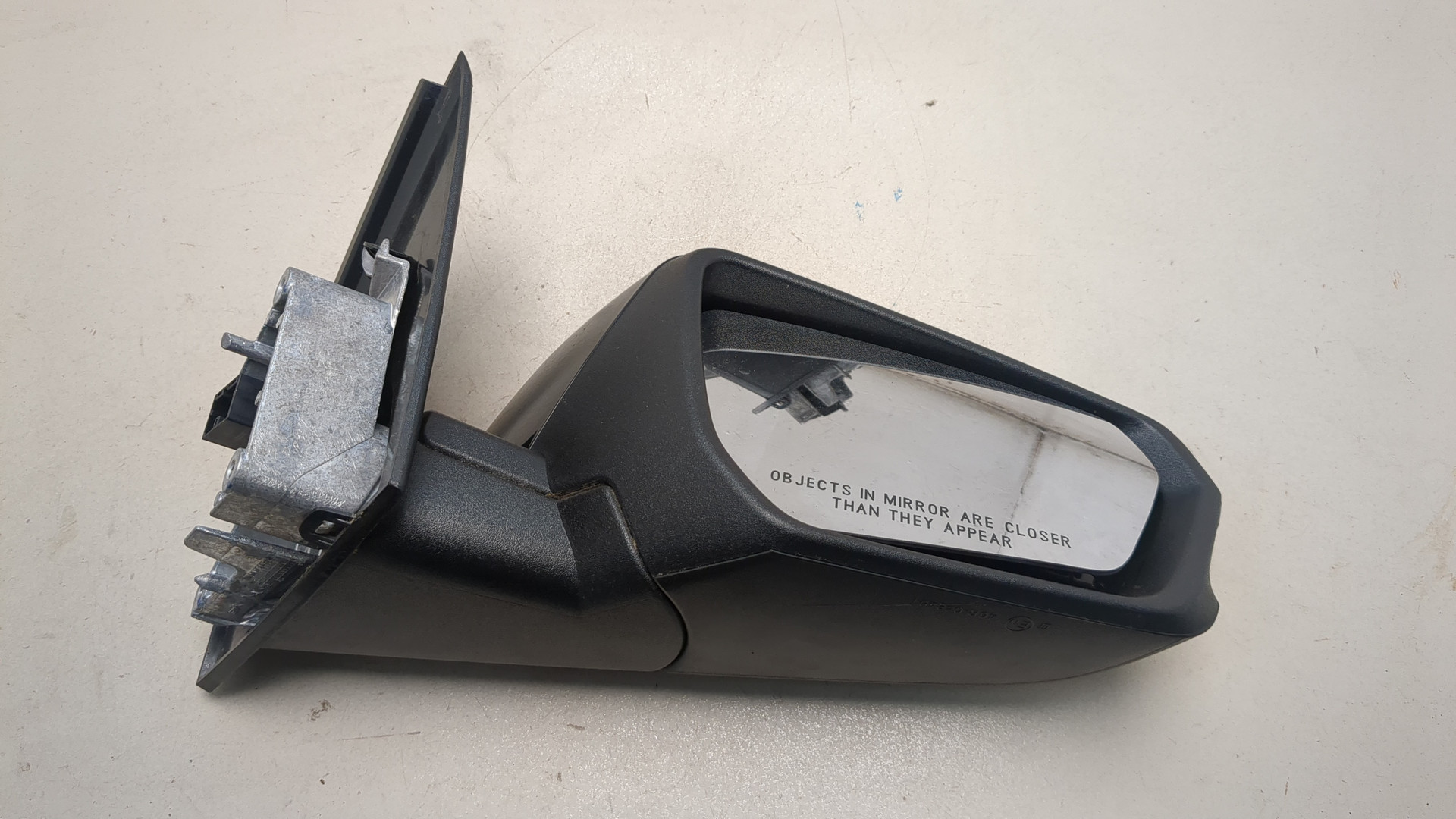 Зеркало правое электрическое