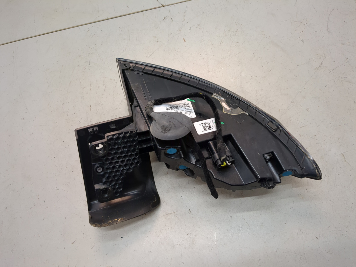 Фонарь задний правый