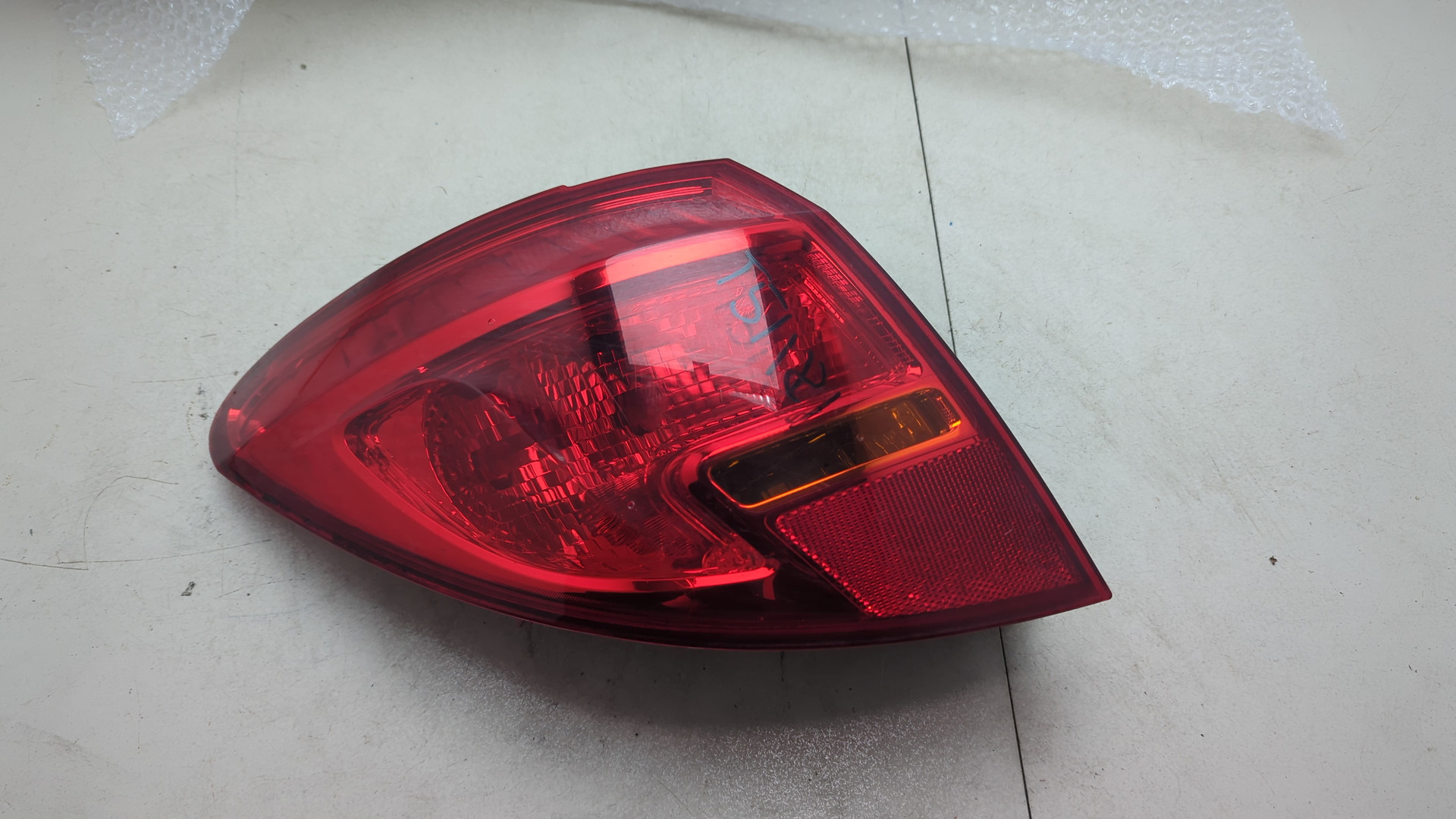 Фонарь задний левый