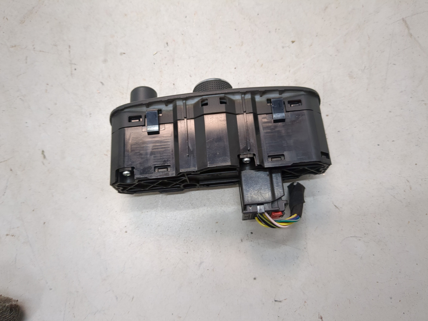 Переключатель света фар