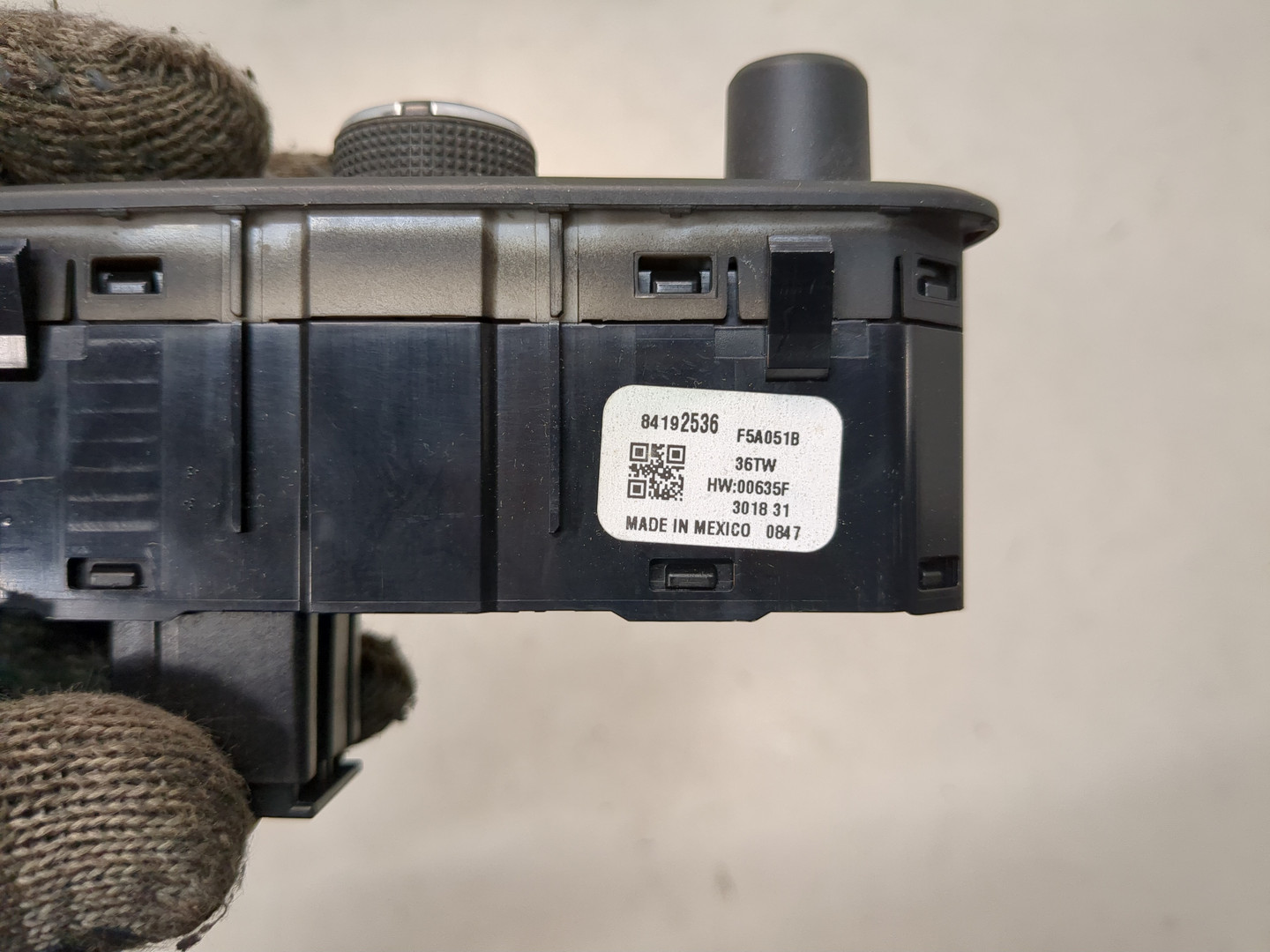 Переключатель света фар