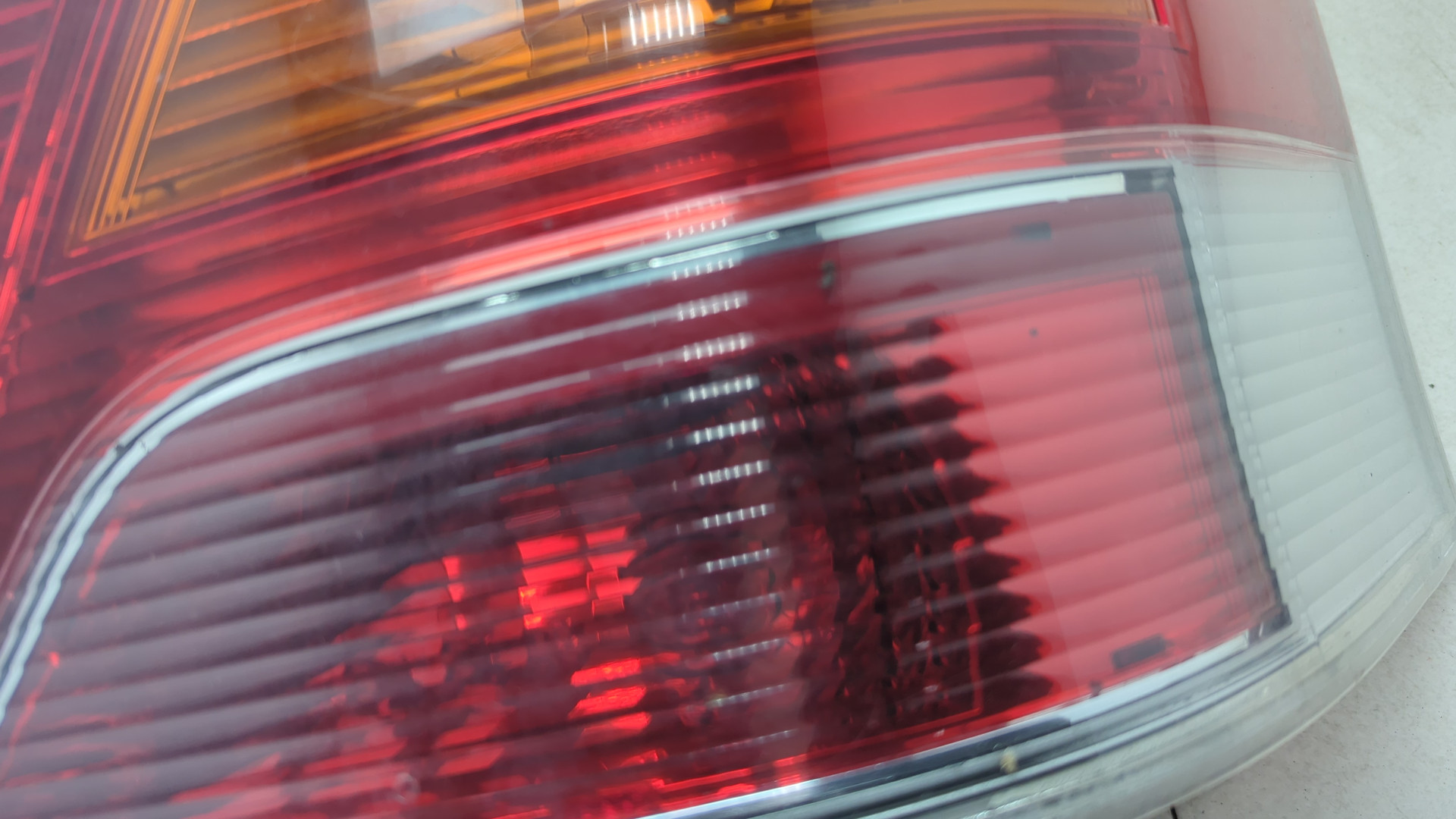 Фонарь задний правый