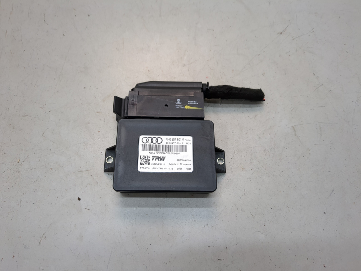 Блок управления парковочным тормозом