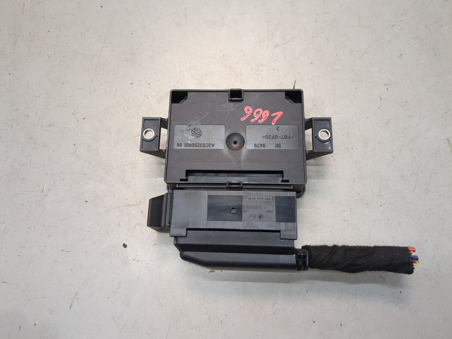 Блок управления парковочным тормозом