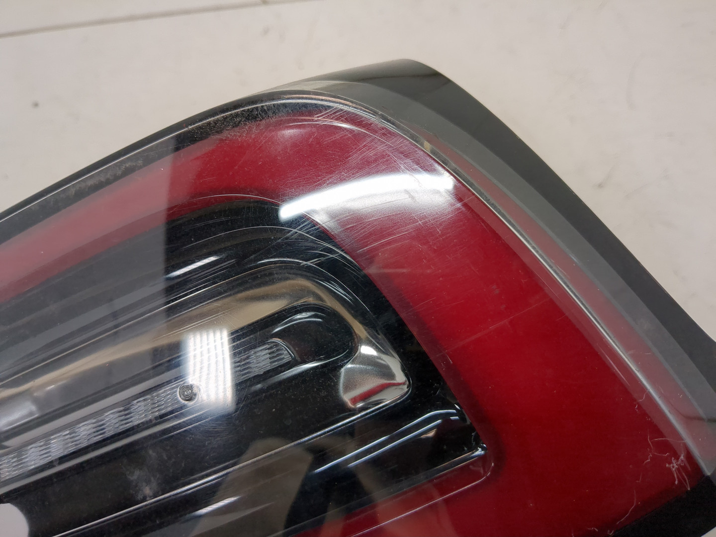 Фонарь задний правый